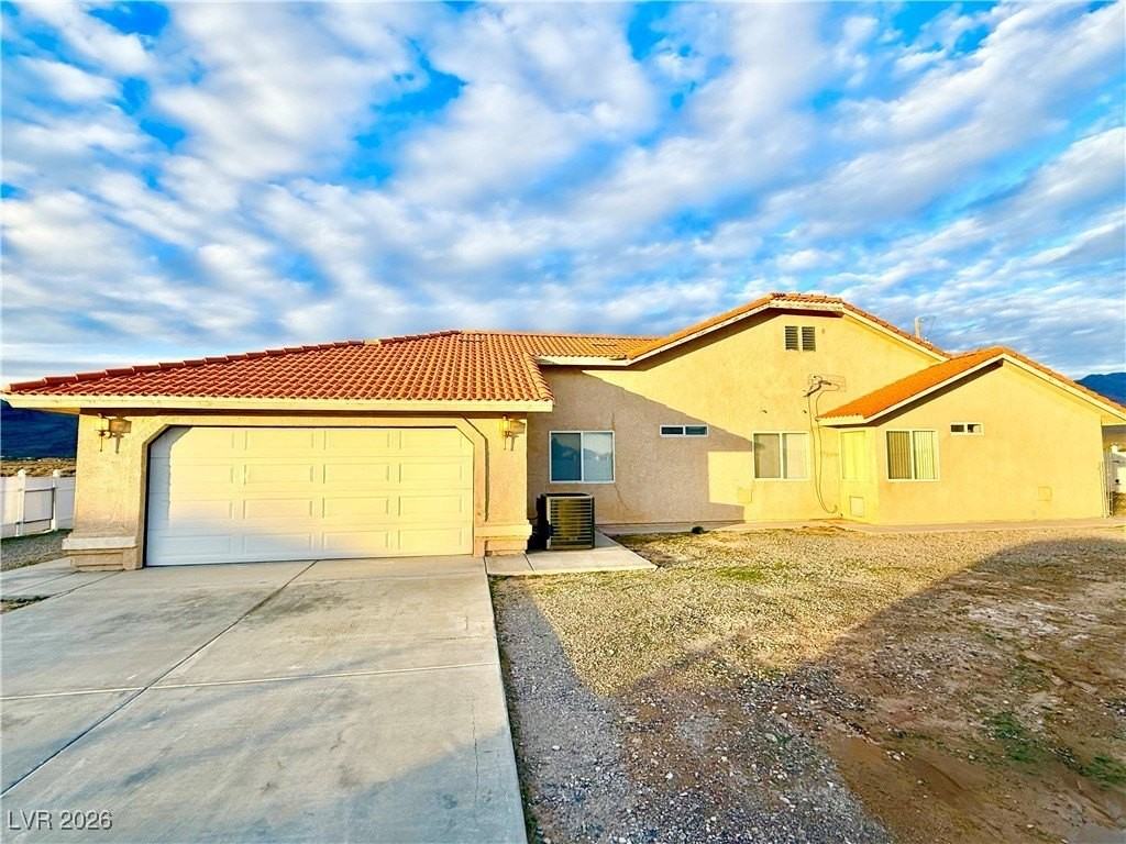 5421 Fleetwood Pl - Photo 2 of 39