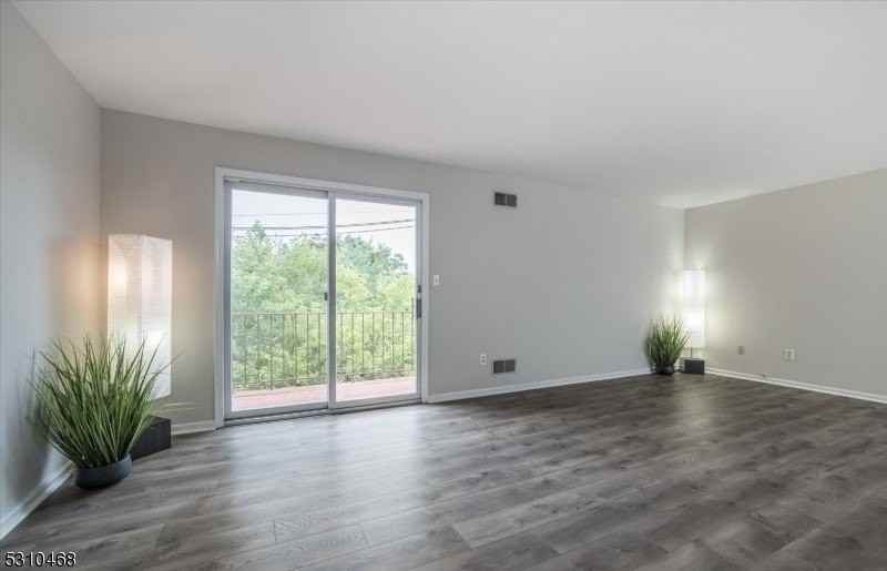 317 Ringwood Ave #317 - Photo 2 of 24