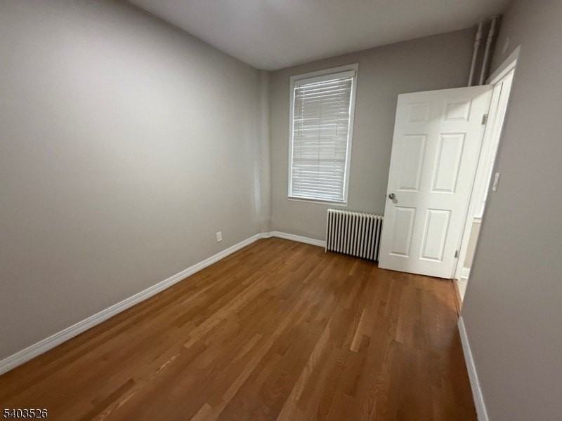 139 40th St - Photo 7 of 11