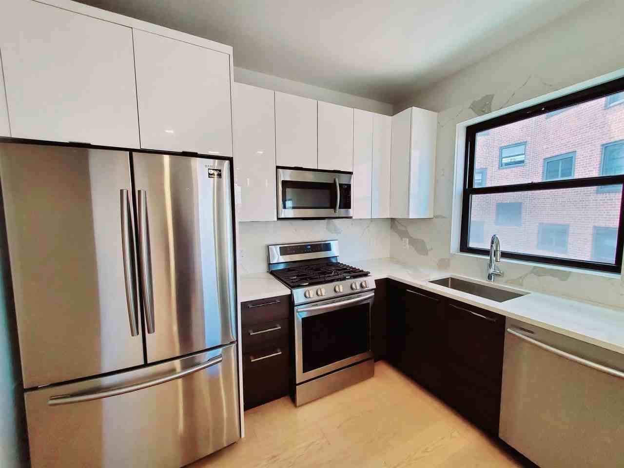 6809 Palisade Ave #302 - Photo 4 of 10