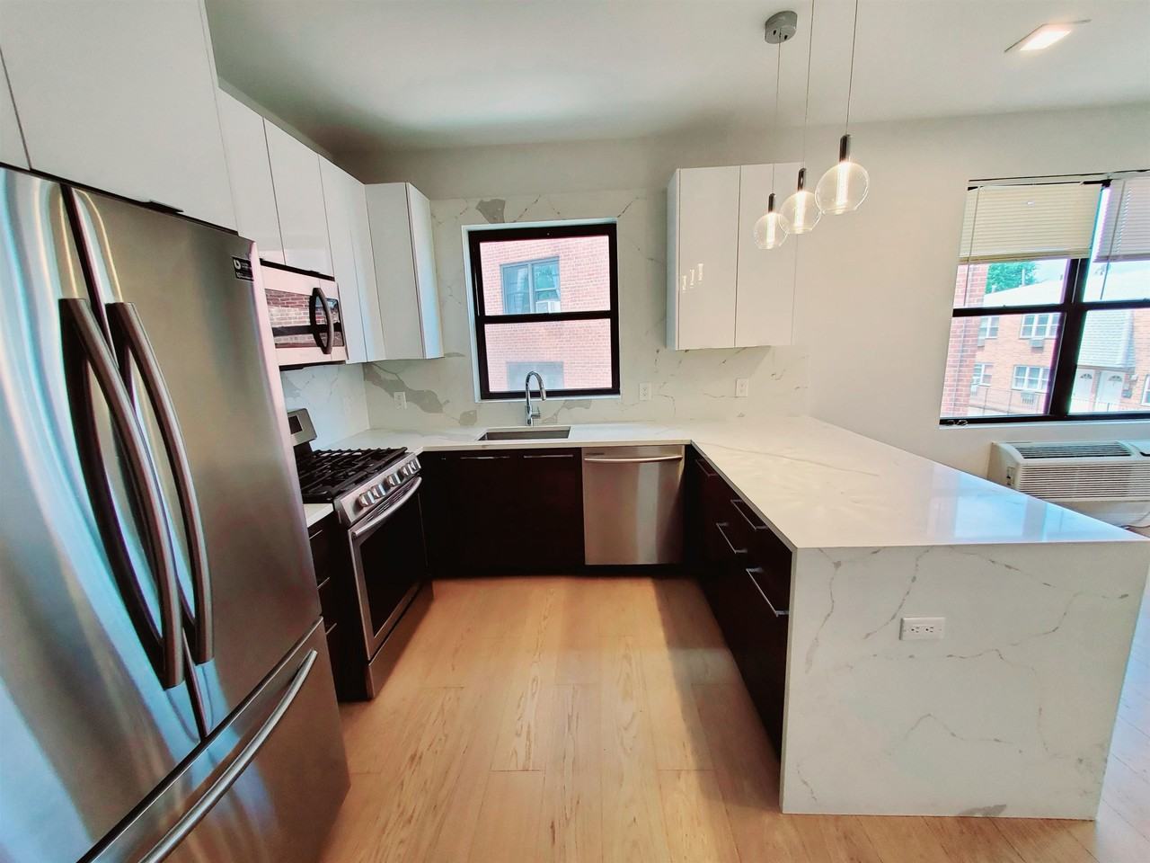 6809 Palisade Ave #302 - Photo 5 of 10