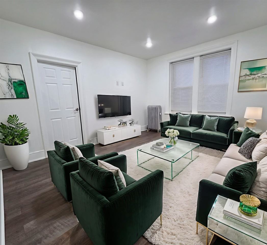 106 Glenwood Ave #403 - Photo 2 of 7