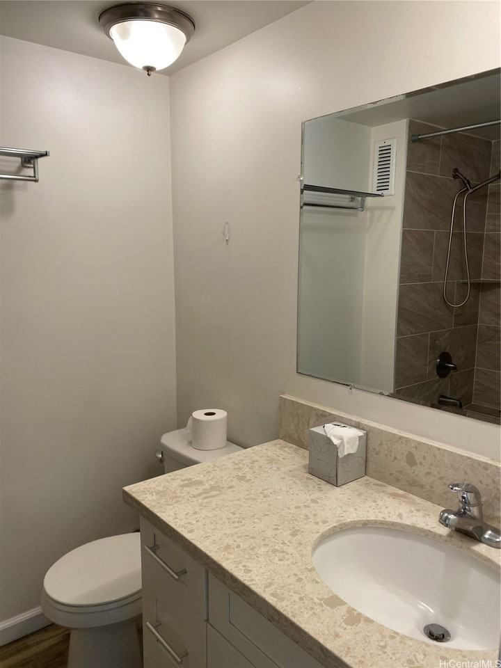 364 Seaside Ave Apt 606 #606 - Photo 6 of 12