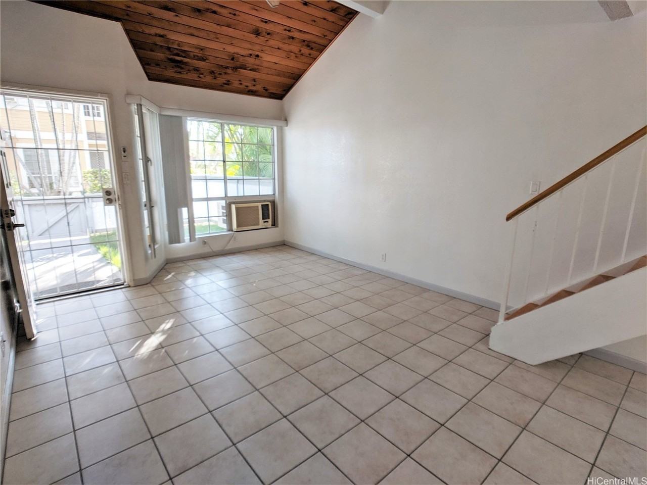 328 Mananai Pl Unit 5b #5B - Photo 2 of 24