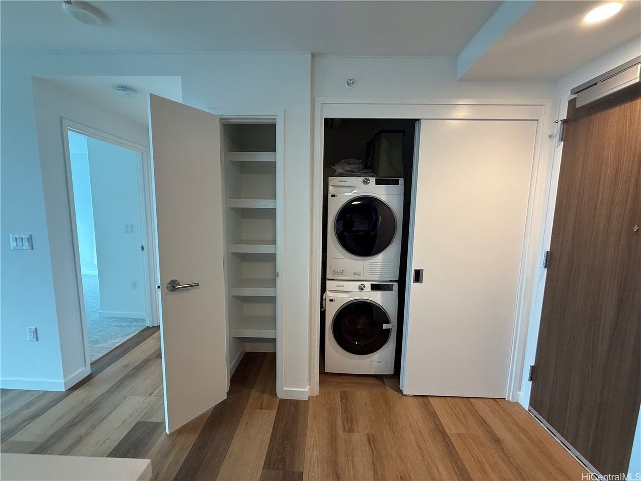 1515 Liona St Apt 4316 #4316 - Photo 4 of 22