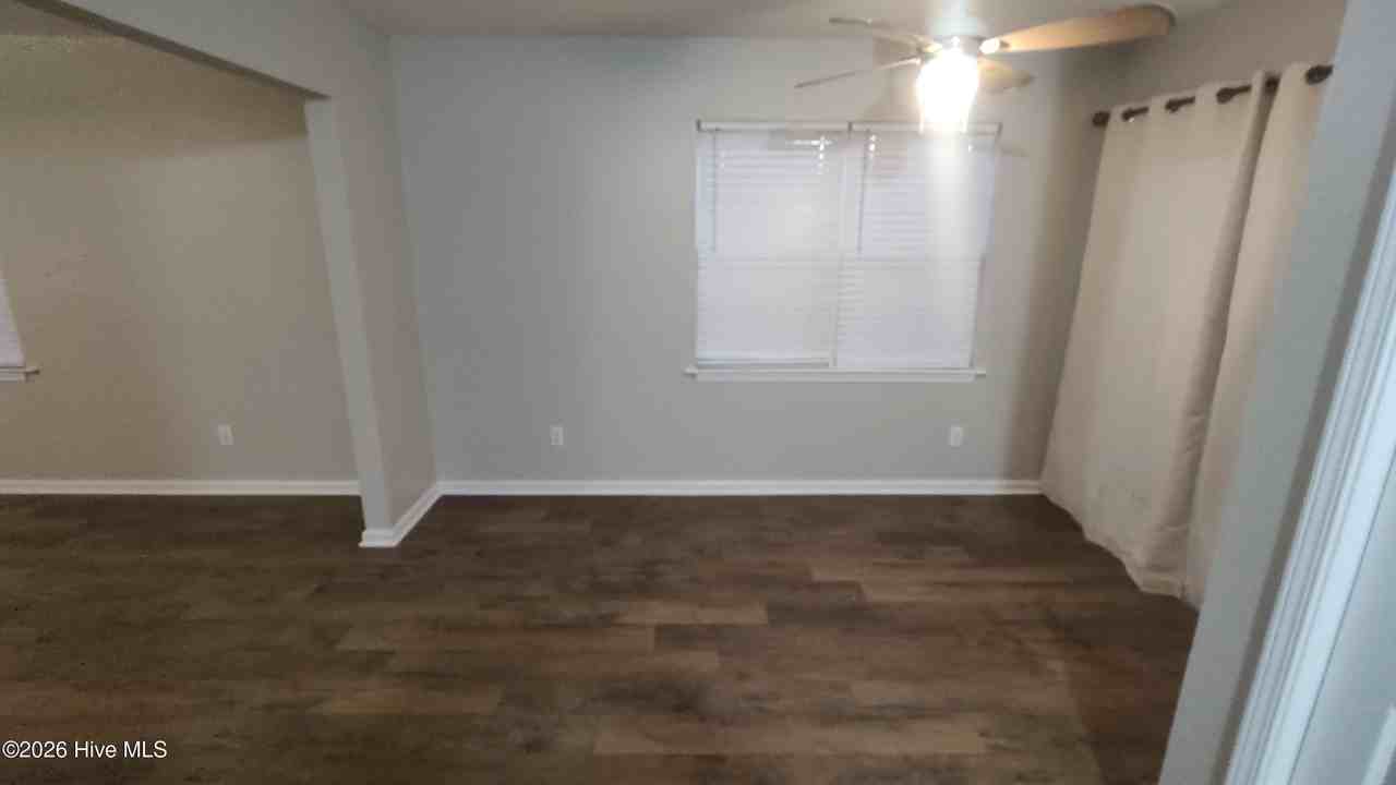 90 Century Ct - Photo 4 of 21