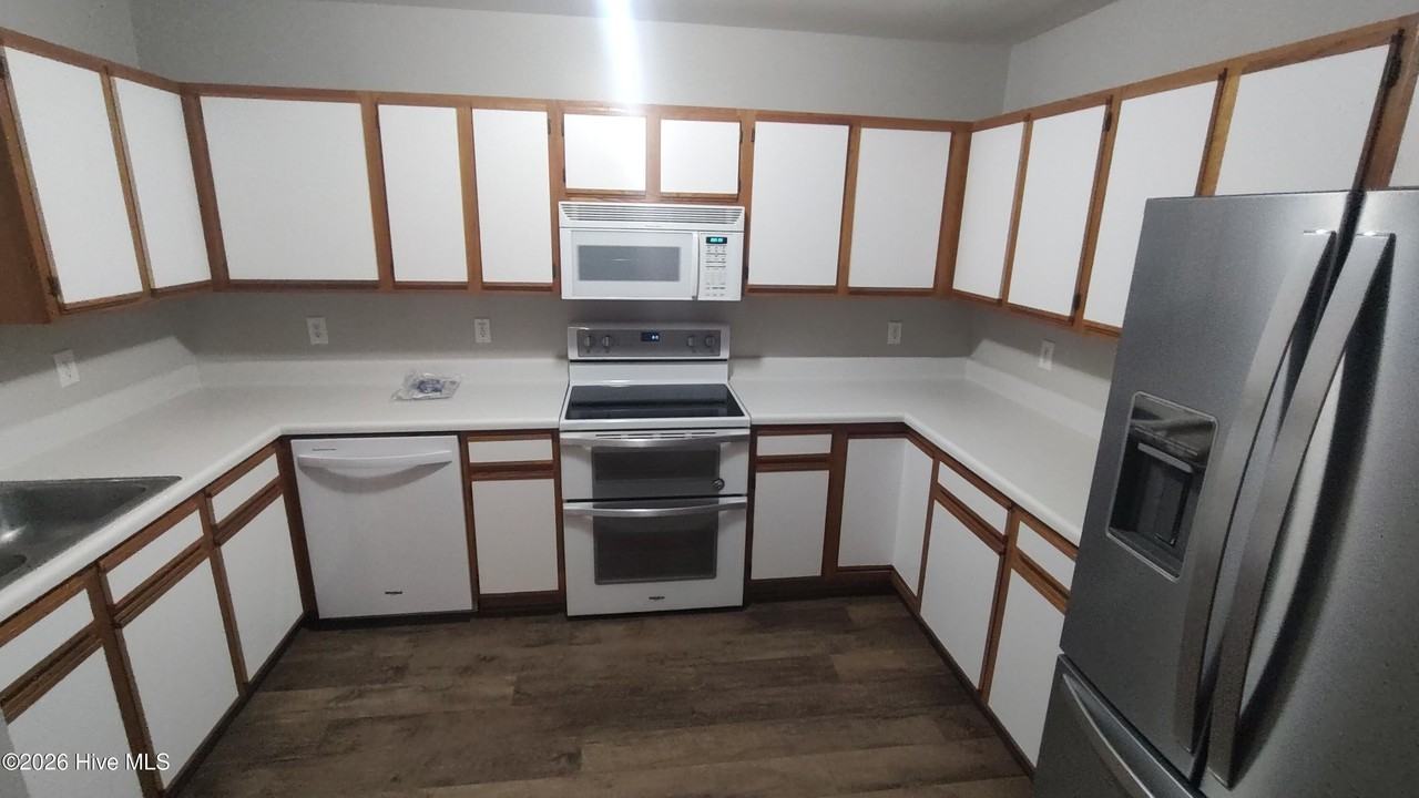 90 Century Ct - Photo 7 of 21