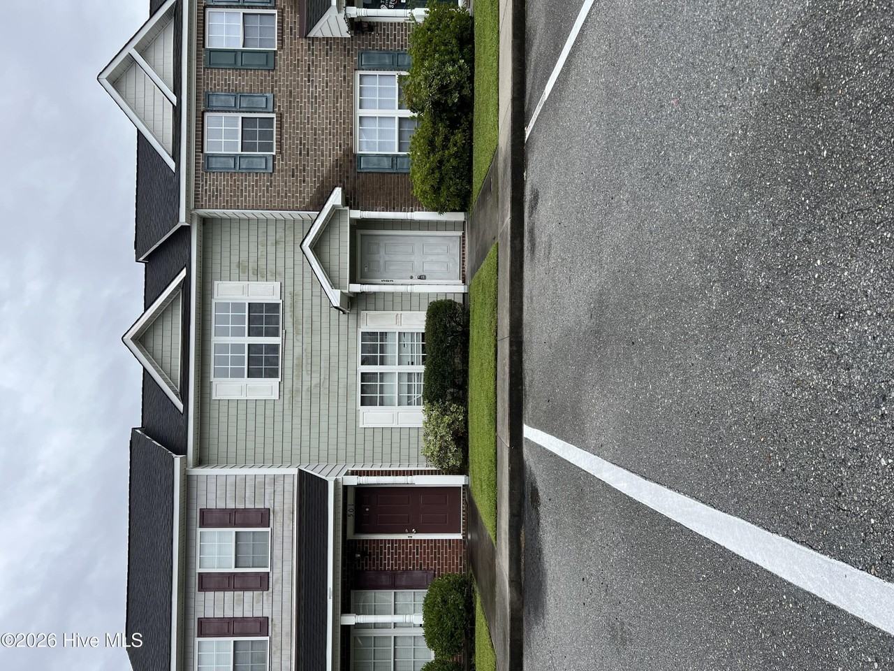 503 Springwood Dr - Photo 2 of 7