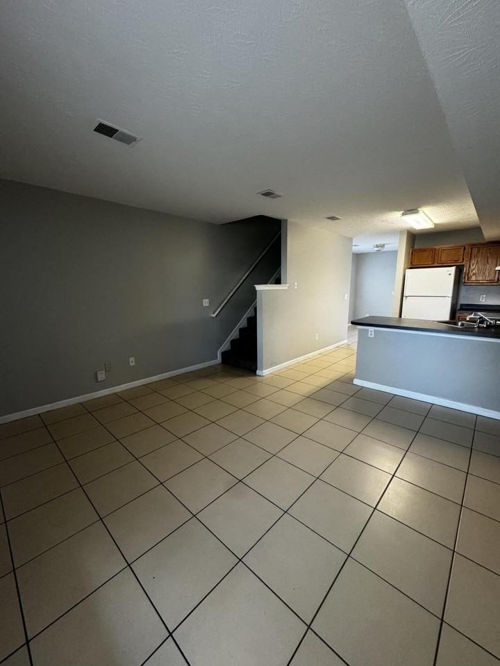 230 Mousas Way - Photo 4 of 23