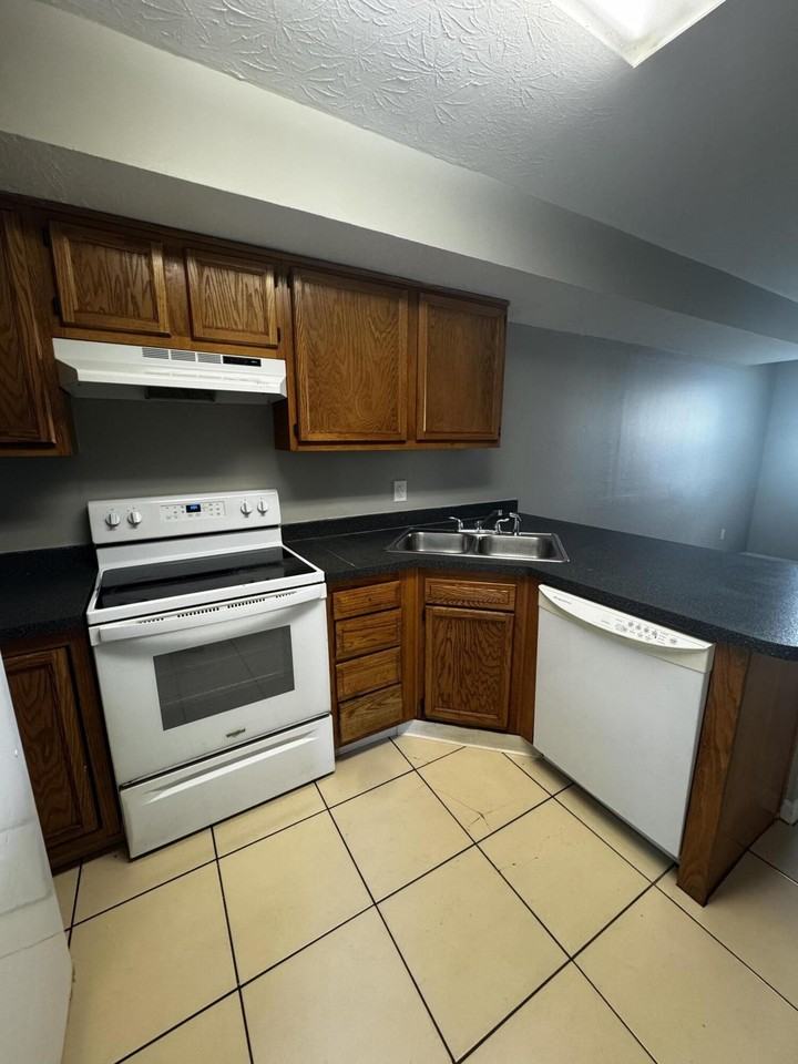 230 Mousas Way - Photo 7 of 23