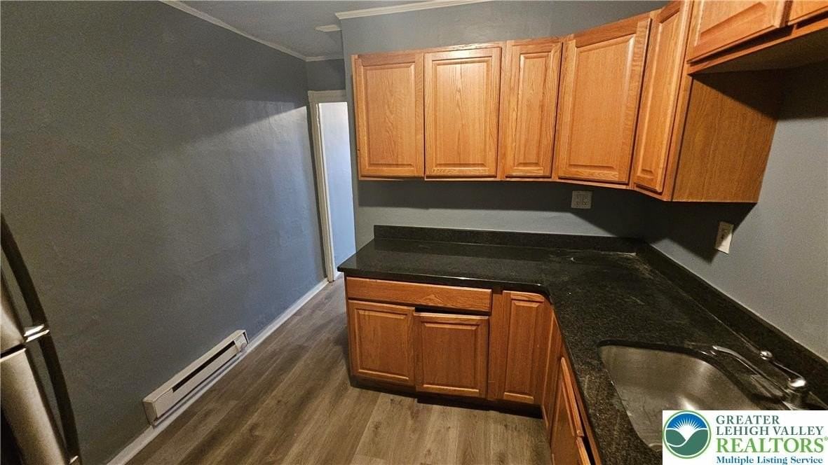 509 1/2 N Railroad St - Photo 5 of 18