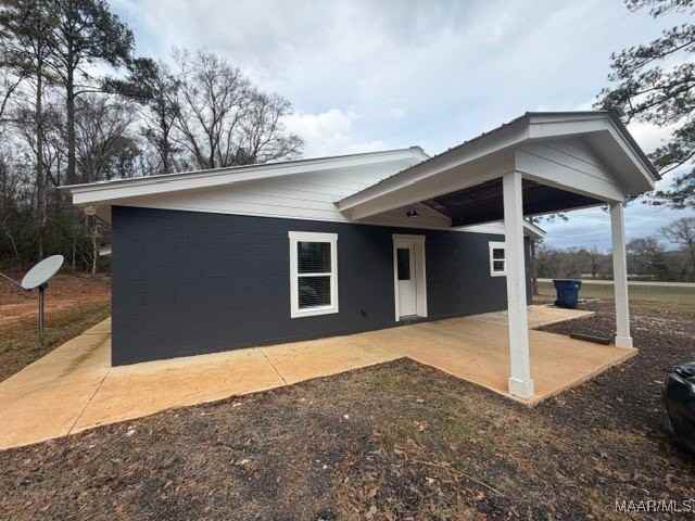 2109 Highway 82 W - Photo 2 of 17