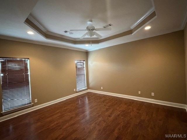 421 Windridge Dr - Photo 4 of 30