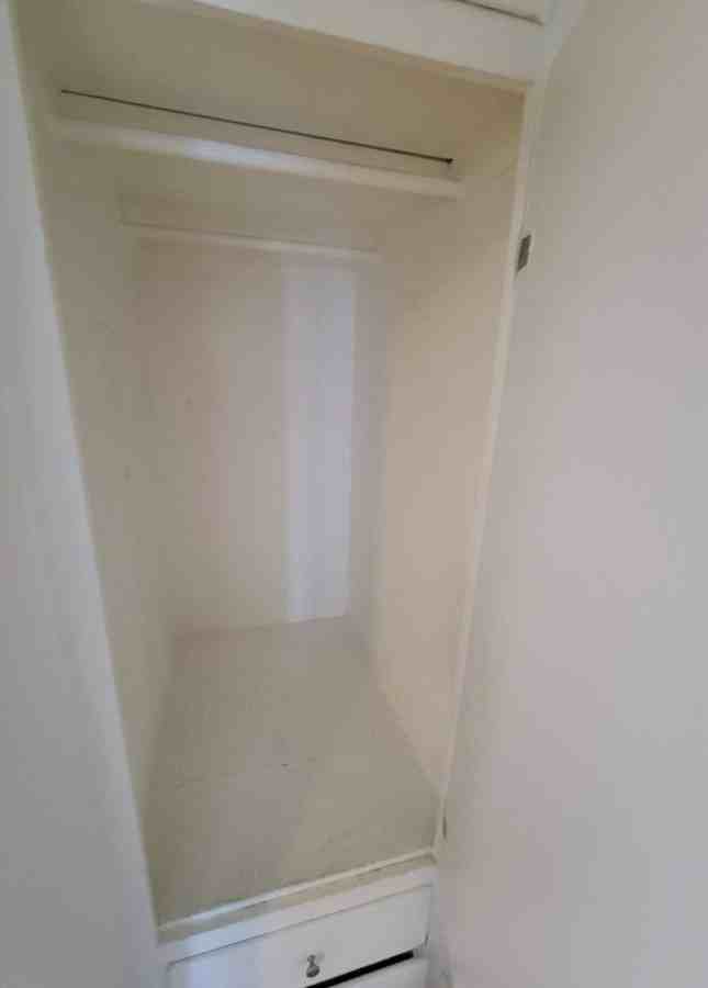 489 S Roxbury Dr #1-2 - Photo 5 of 8