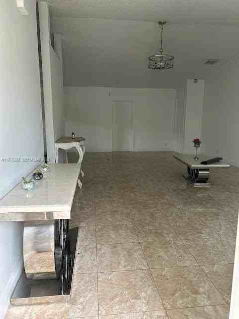 9604 Nw 49th St - Photo 7 of 18