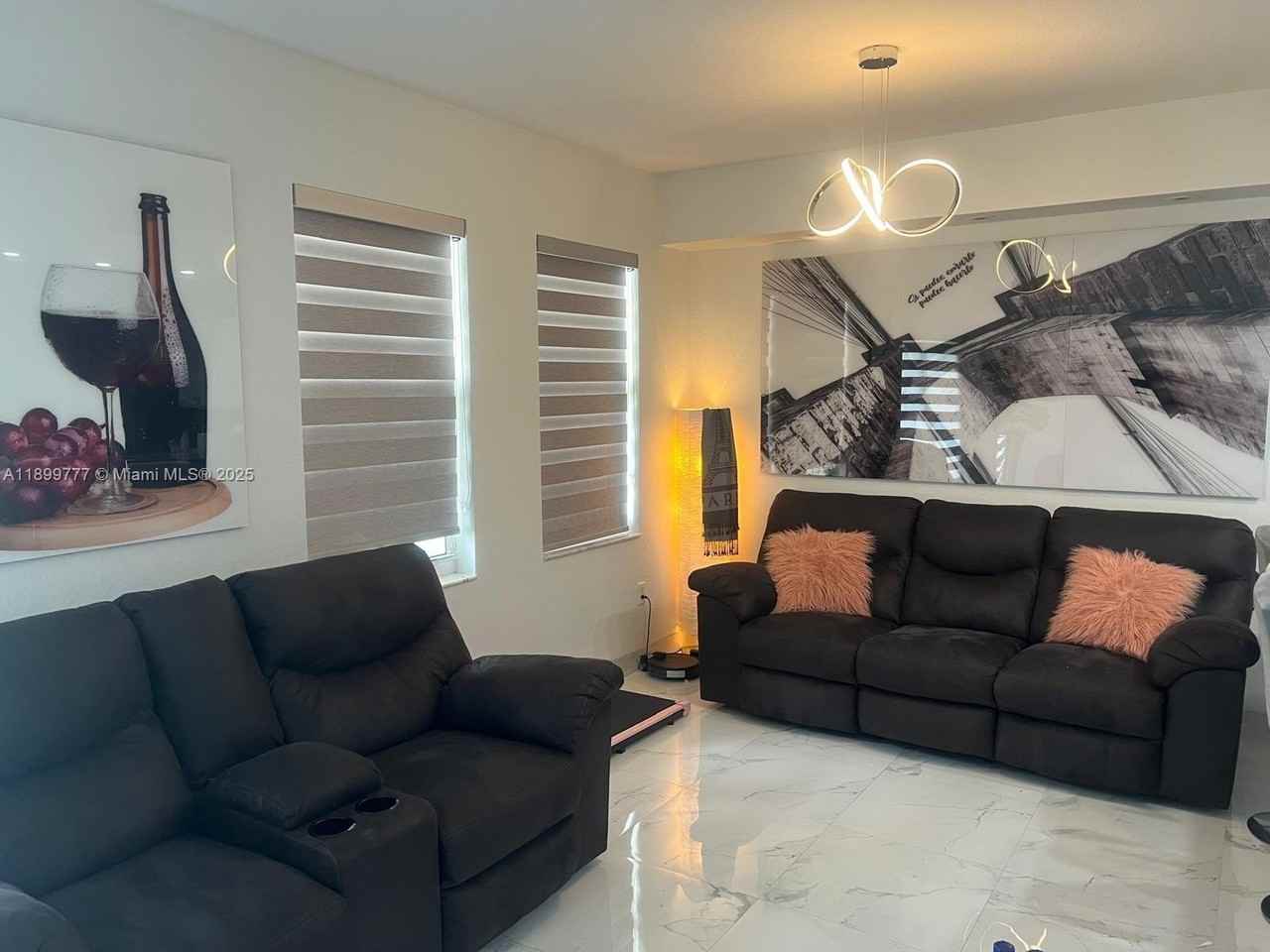 11501 Nw 89th St #102 - Photo 5 of 29