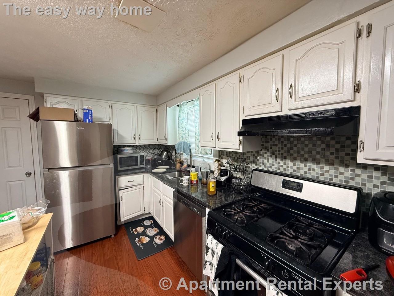 87 Bradford St - Photo 3 of 8