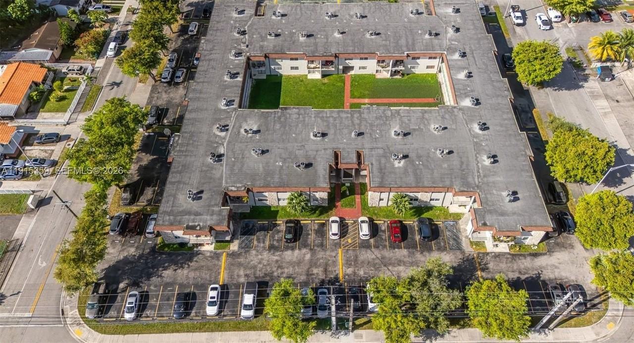 1225 W 35th St #31A - Photo 2 of 14