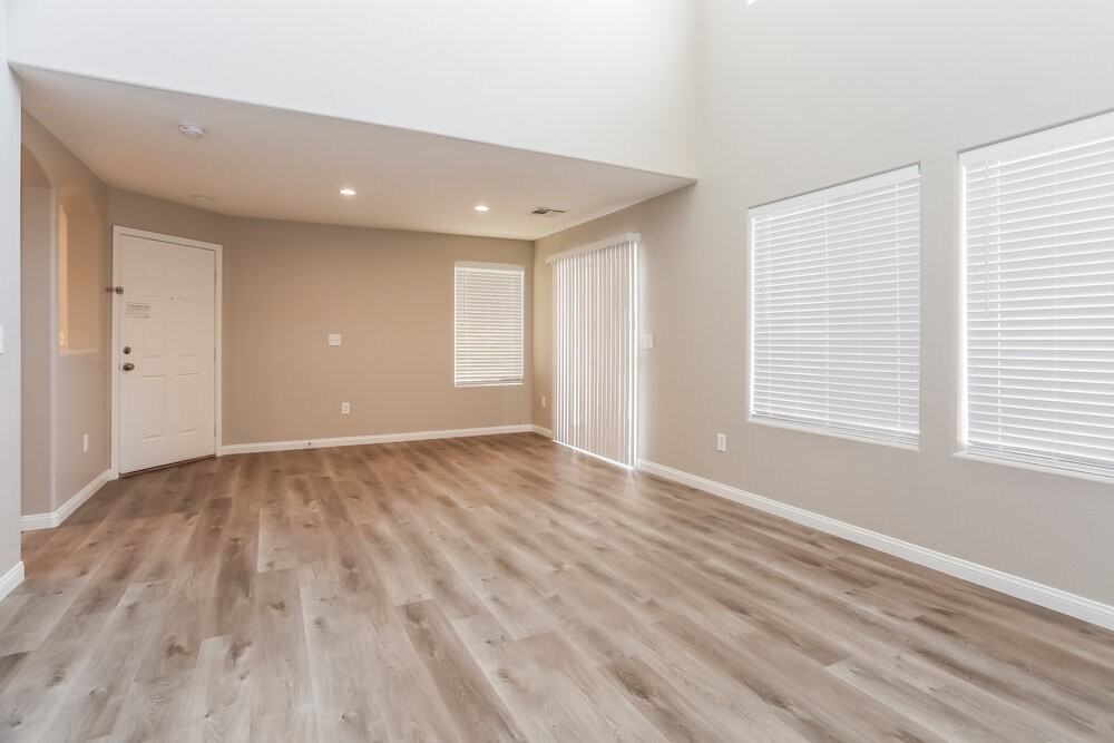 5256 Soledad Summit Ave - Photo 6 of 17