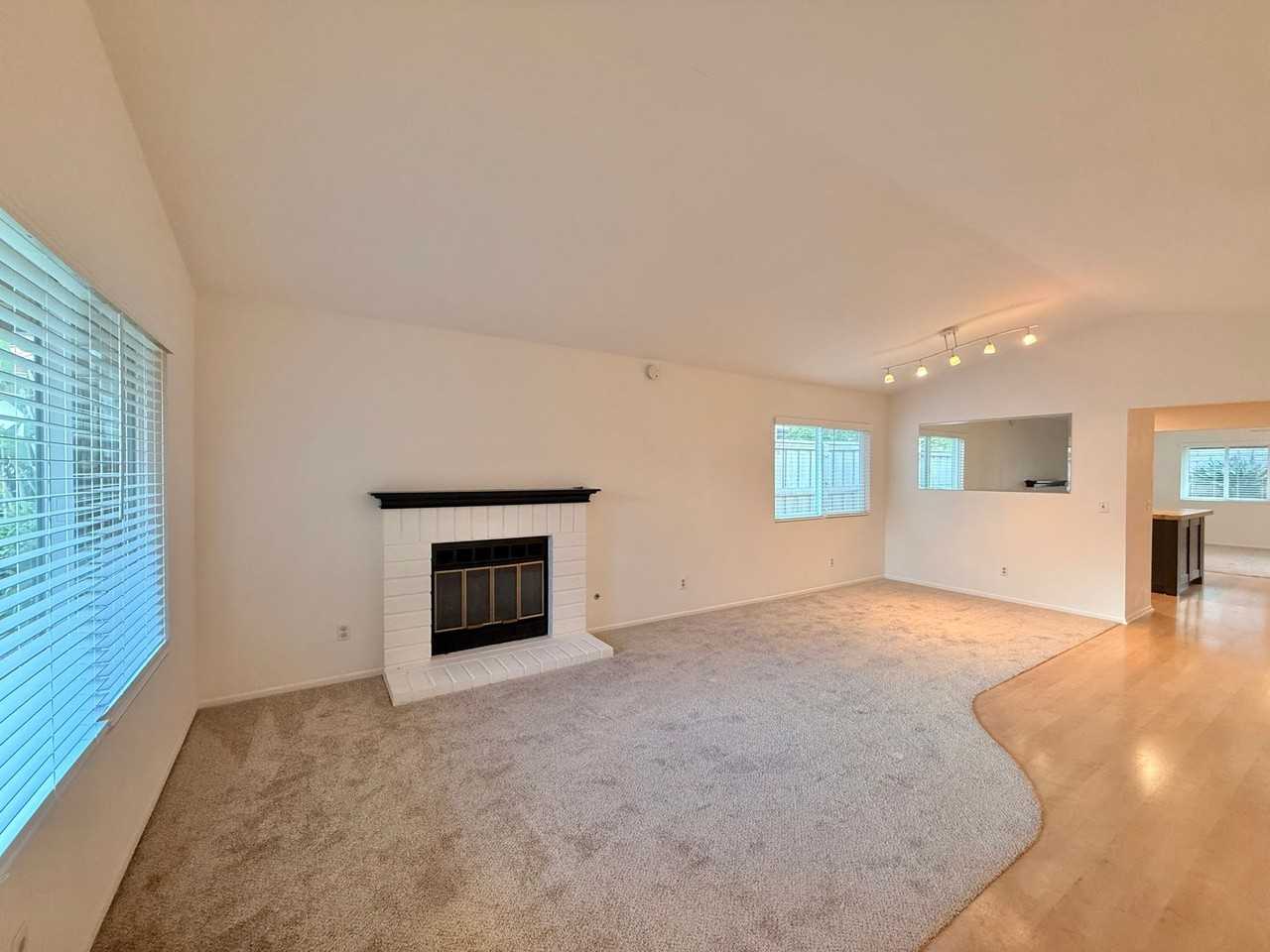 10943 Shy Bird Ln - Photo 2 of 15