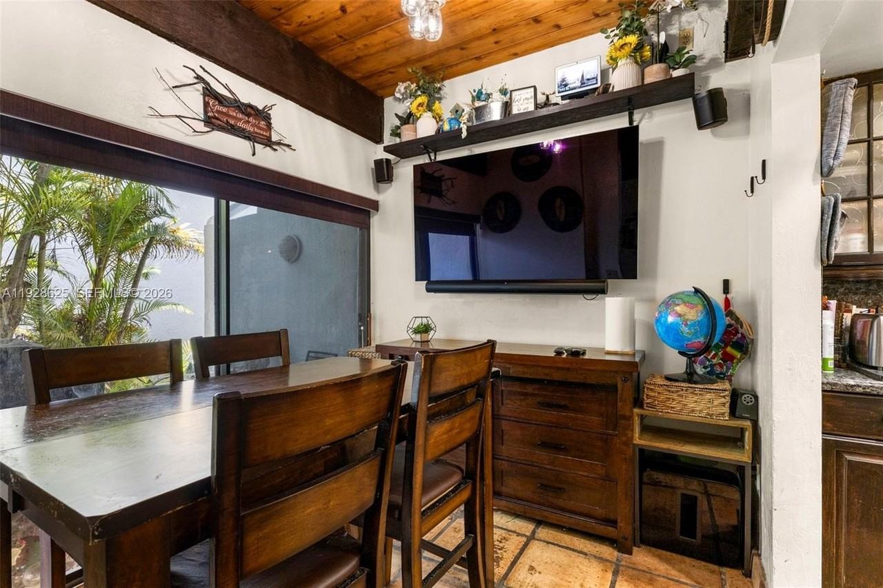 19440 Ne 26th Ave #53B - Photo 7 of 30