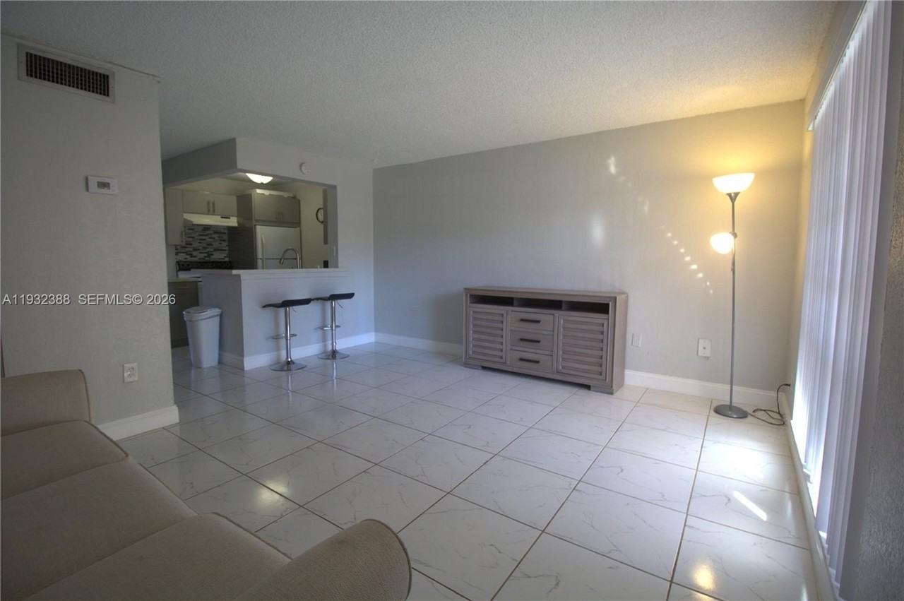 7155 Miami Lakes Dr #P4 - Photo 6 of 22