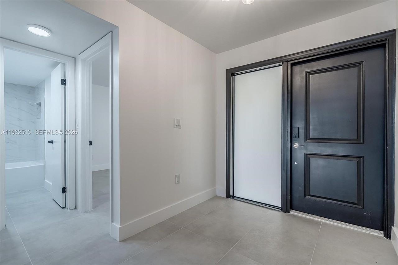 8708 Sw 79th Pl #8708 - Photo 7 of 50