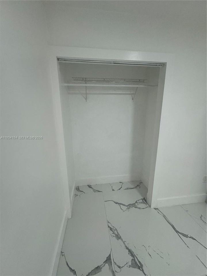 20011 Sw 111th Ave #20011 - Photo 6 of 16