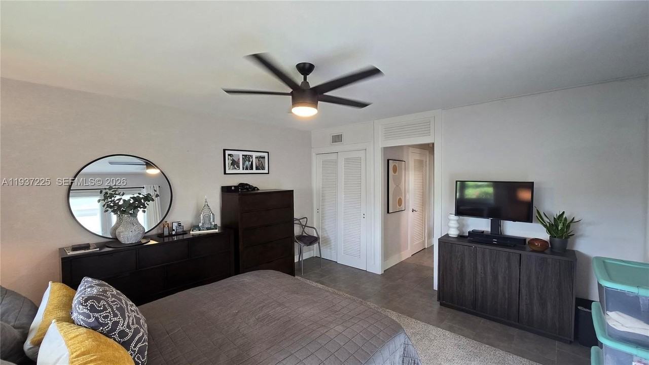 800 Polk St #NONE - Photo 7 of 18