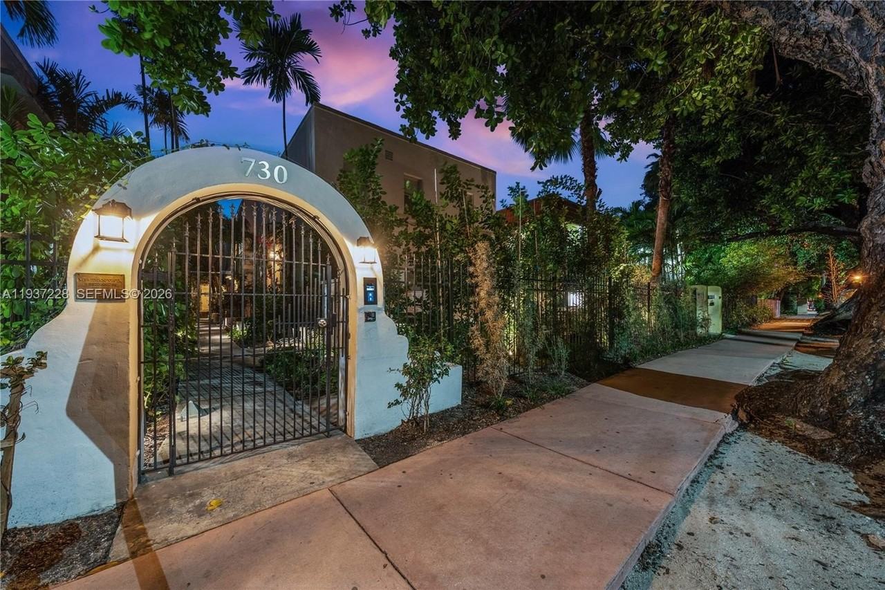 726 Meridian Ave #3 - Photo 3 of 24