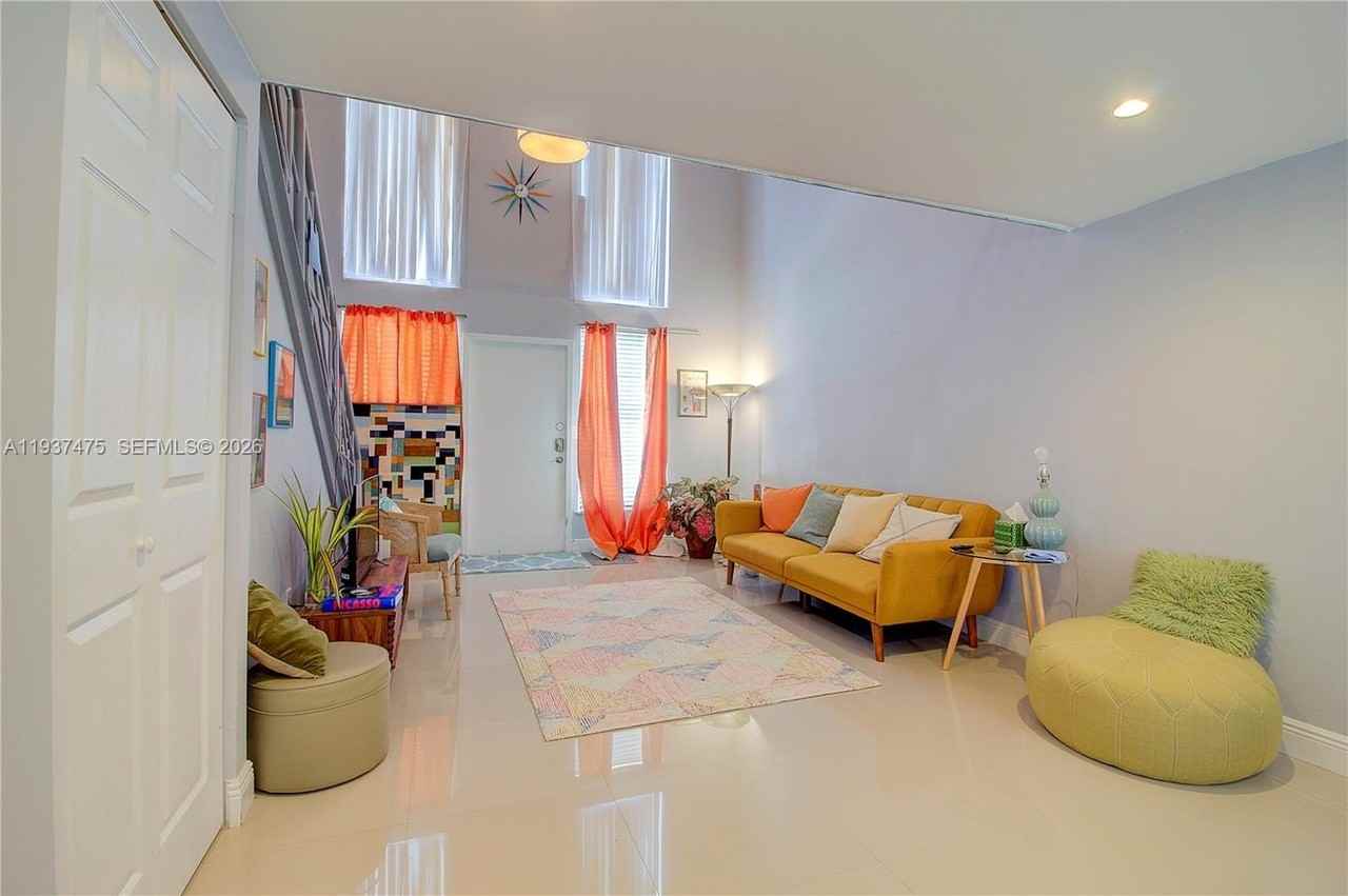 6865 Bay Dr #22 - Photo 7 of 25