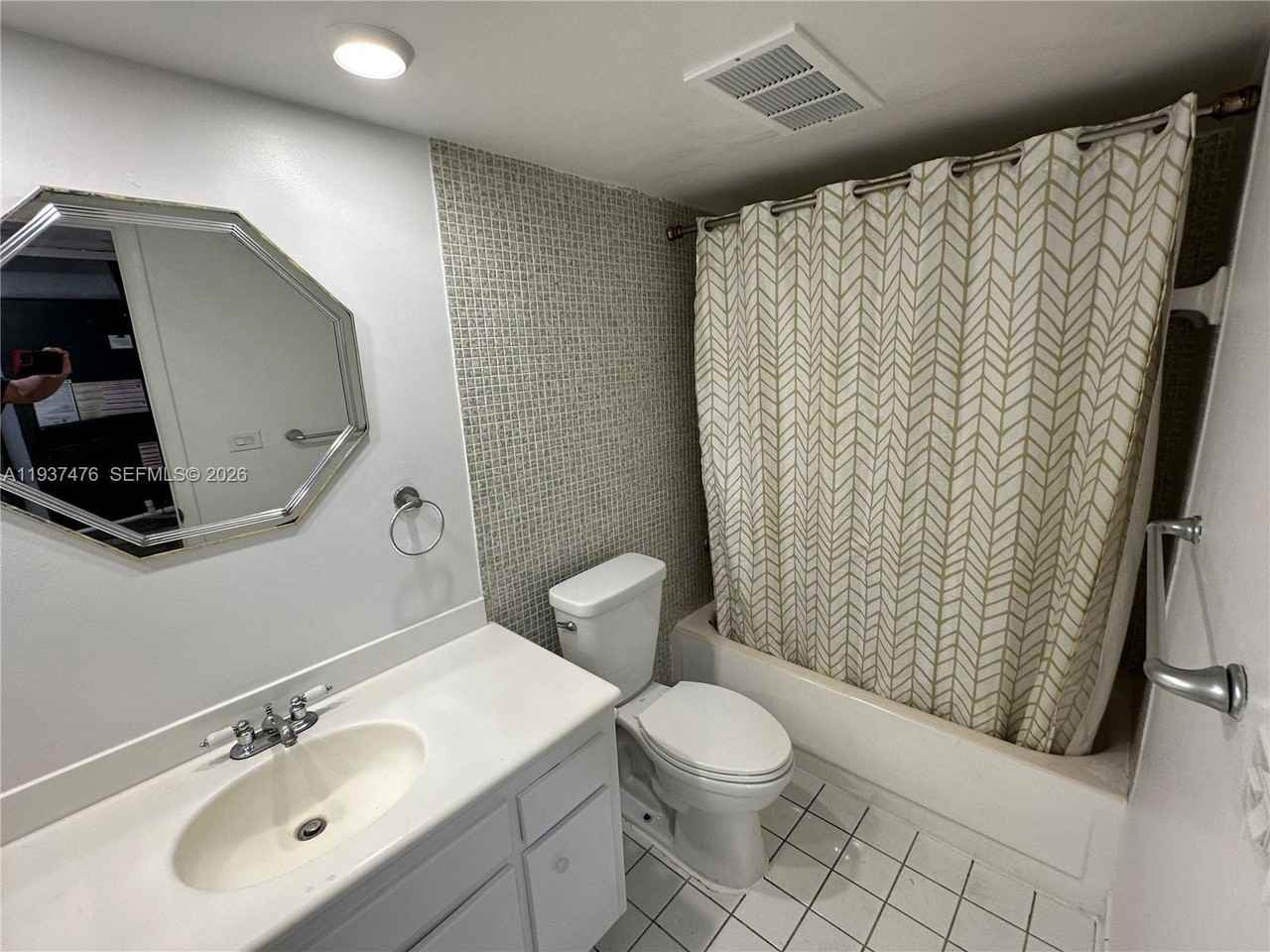 5401 Sw 77th Ct #108E - Photo 3 of 11