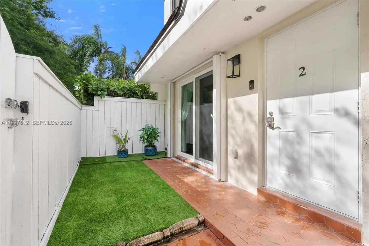 6830 Sw 45th Ln #2 - Photo 3 of 21