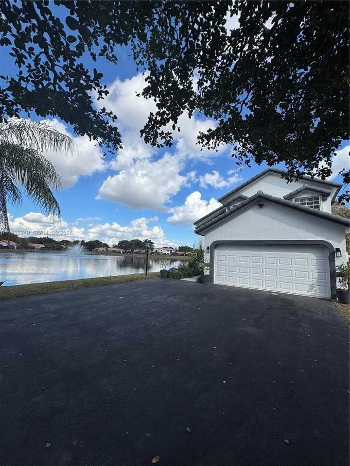 5235 Sw 153rd Ave #5235 - Photo 3 of 41