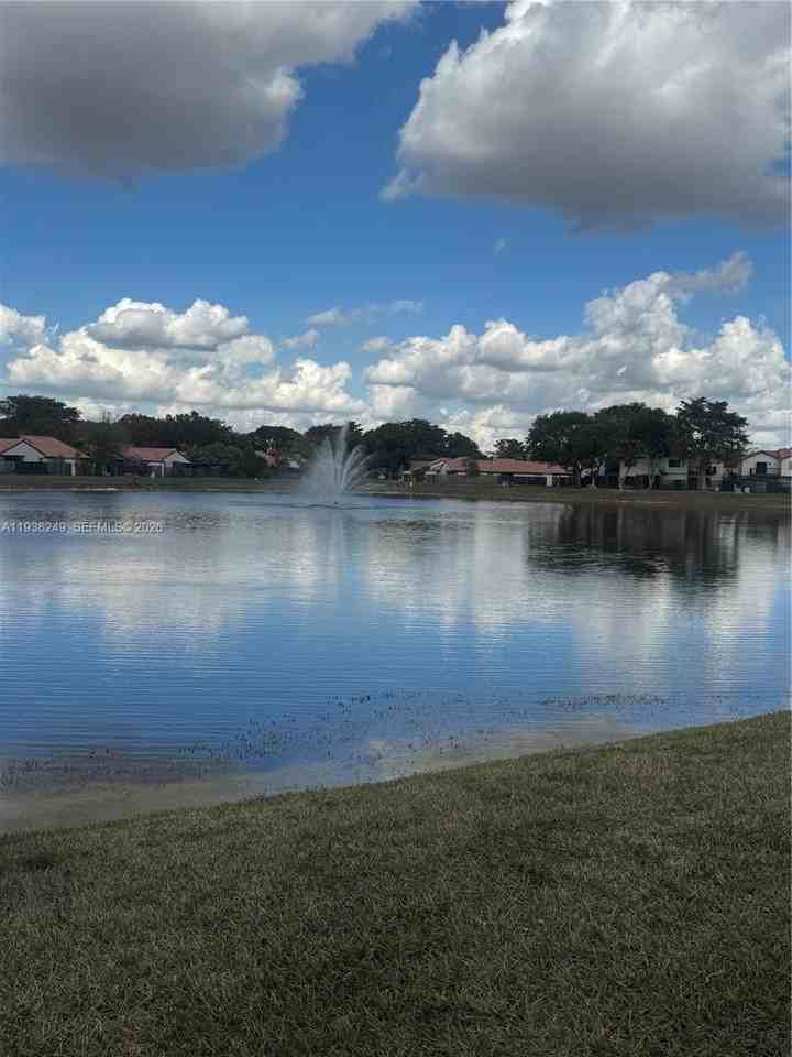 5235 Sw 153rd Ave #5235 - Photo 4 of 41