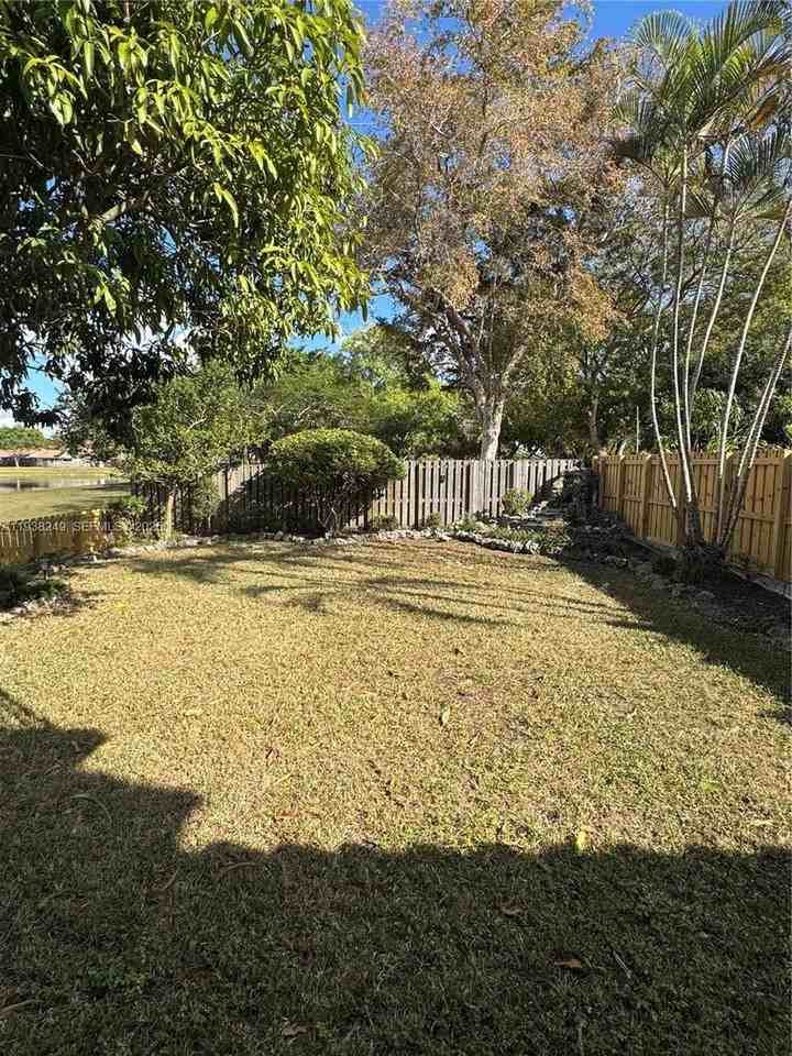 5235 Sw 153rd Ave #5235 - Photo 7 of 41