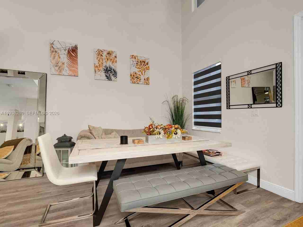 13564 Nw 7th St - Photo 5 of 29