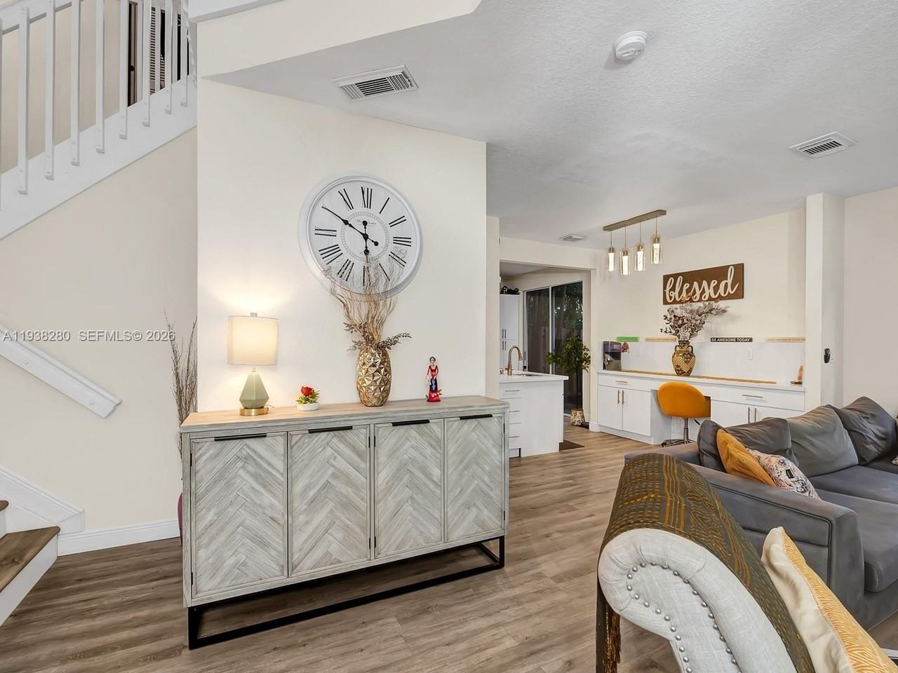 13564 Nw 7th St - Photo 7 of 29