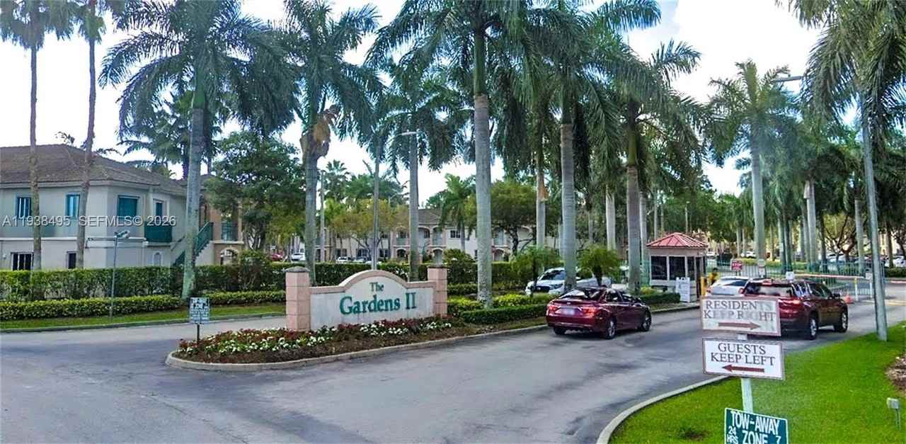 2921 Se 13th Ave #102-1 - Photo 3 of 14