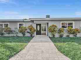 4416 Sw 35th Ave - Photo 1 of 1