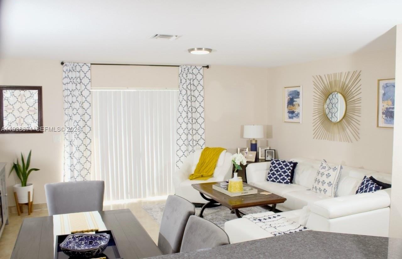 5954 Royal Way - Photo 6 of 28