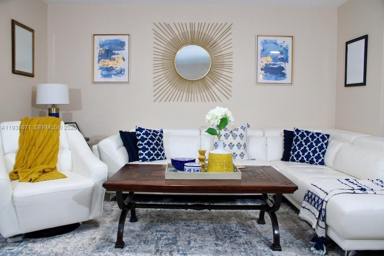 5954 Royal Way - Photo 7 of 28