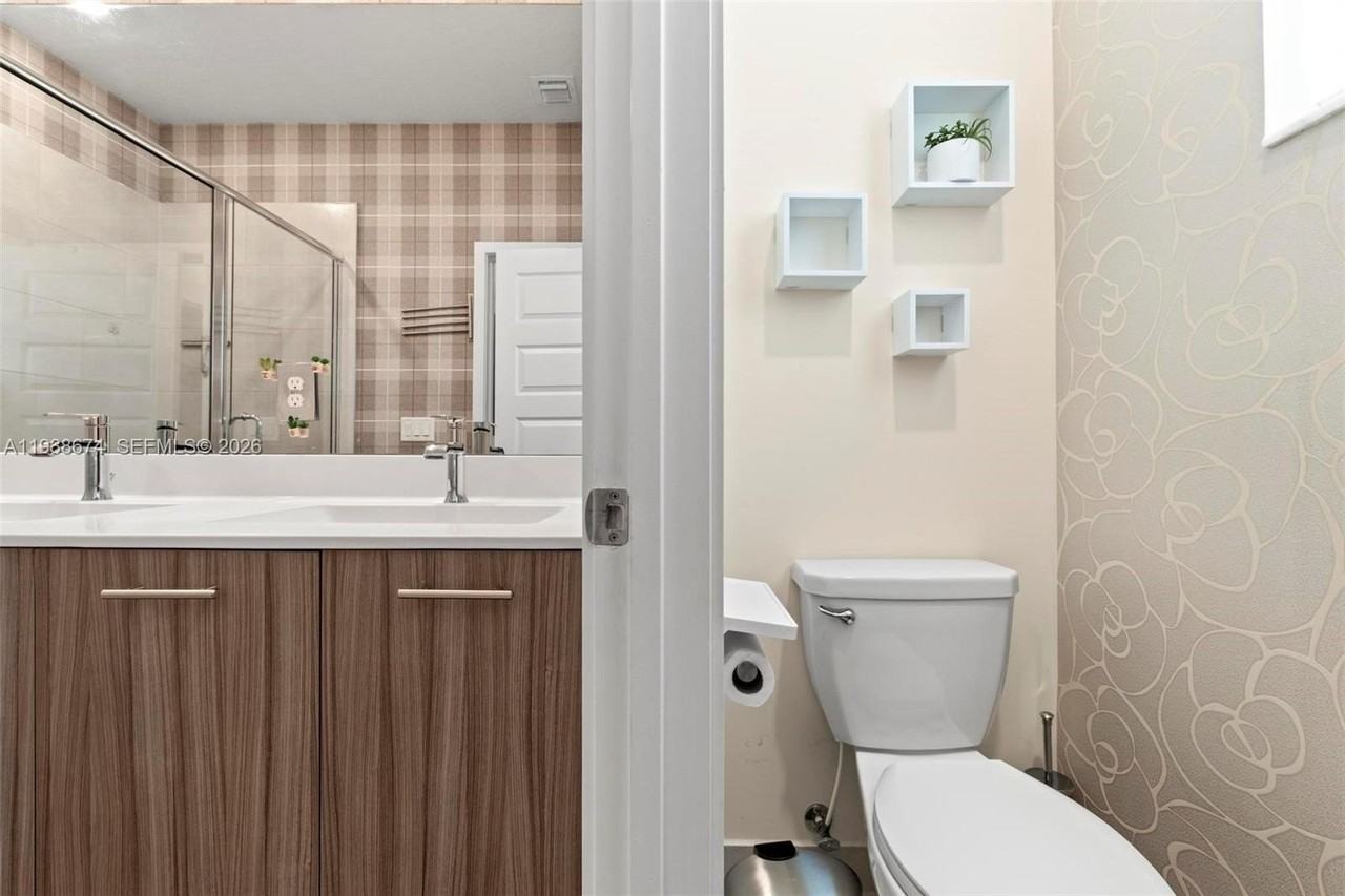 8367 Central Park Blvd #8367 - Photo 5 of 29