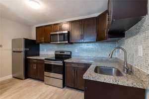 featured image of 601 S Flagler Ave #6