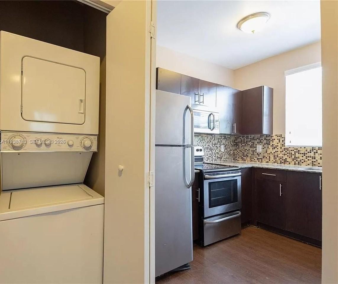 5416 Ne 1st Ct #7 - Photo 2 of 15