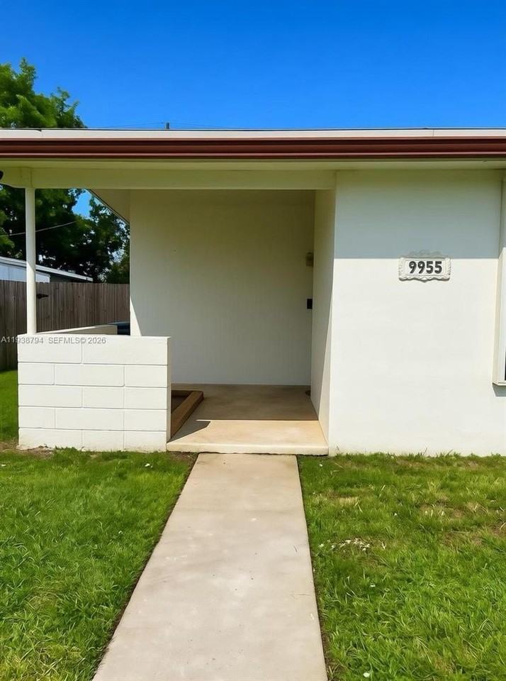 9955 Sw 214th St - Photo 2 of 15