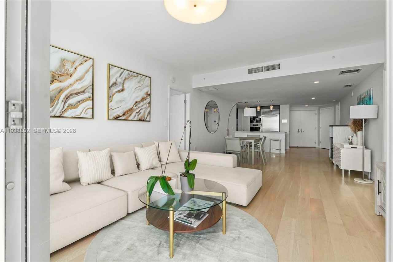 17001 Collins Ave #2702 - Photo 6 of 33