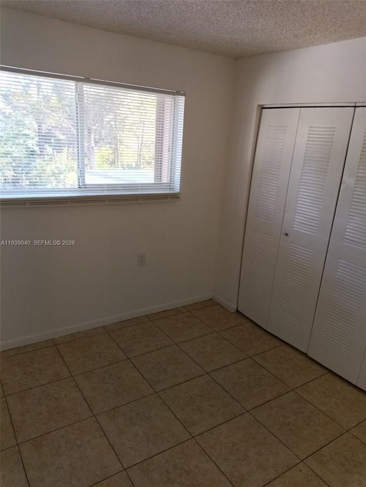 947 Lake Terry Dr #D - Photo 5 of 9