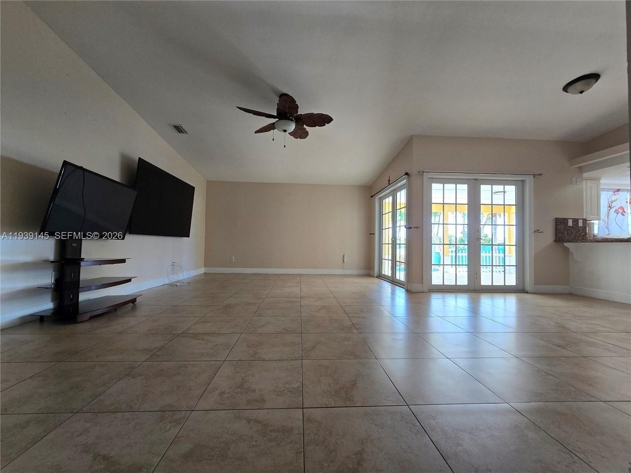 26031 Sw 130th Ave #26031 - Photo 2 of 13