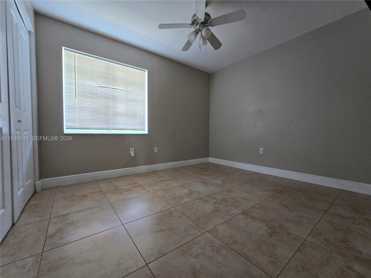 26031 Sw 130th Ave #26031 - Photo 6 of 13